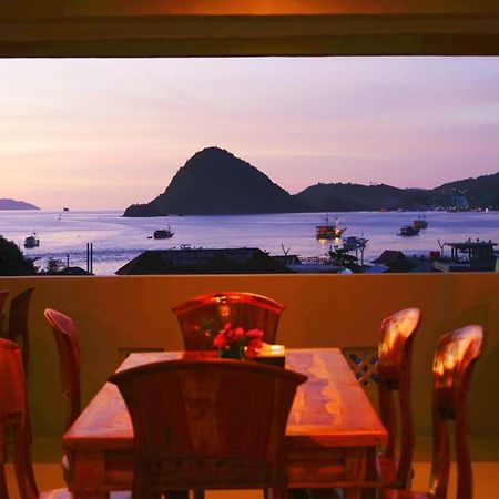 Komodo Lodge Лабуан Баджо Екстериор снимка