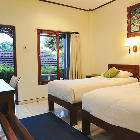 Komodo Lodge Лабуан Баджо Екстериор снимка