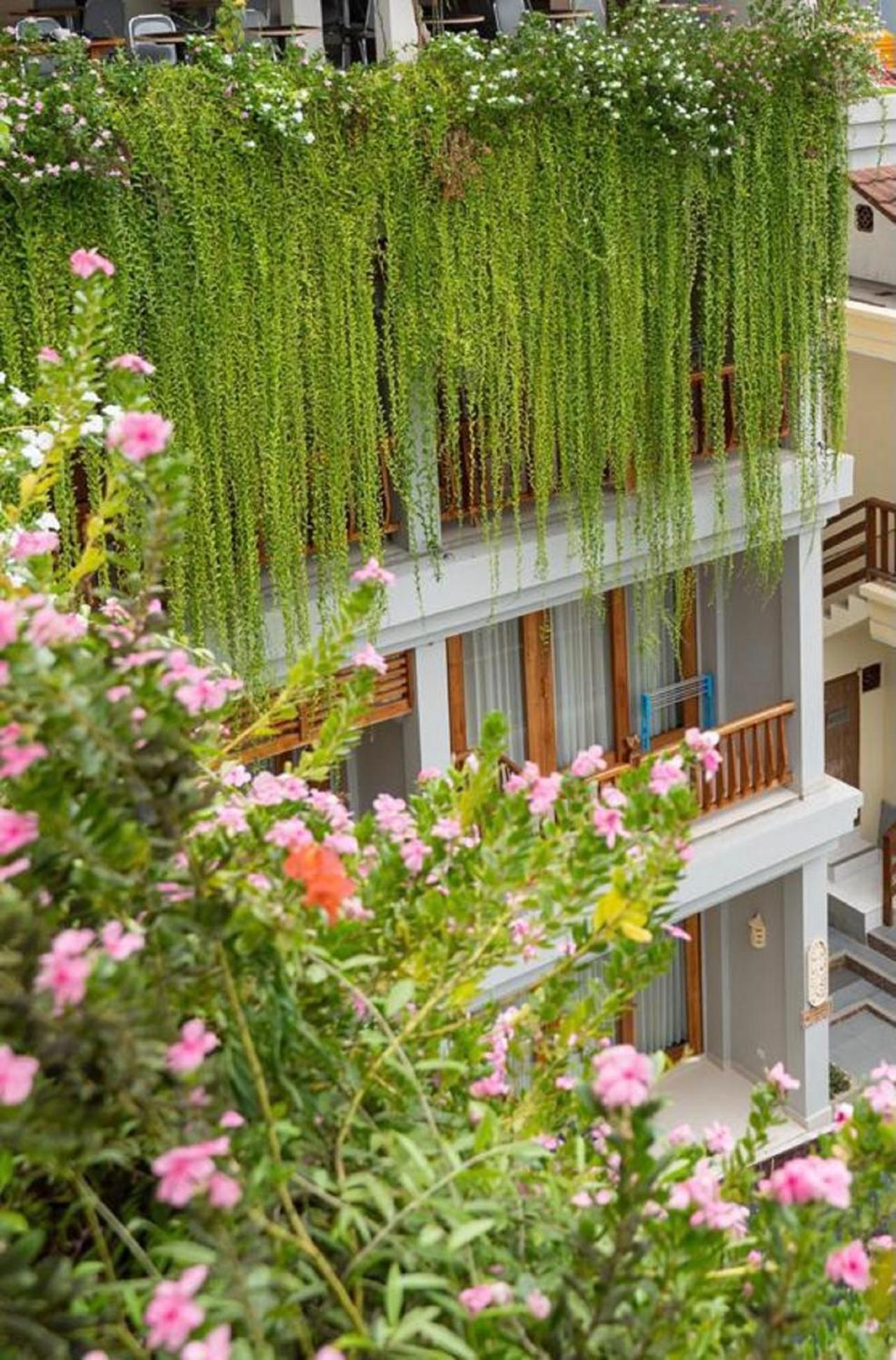 Komodo Lodge Лабуан Баджо Екстериор снимка