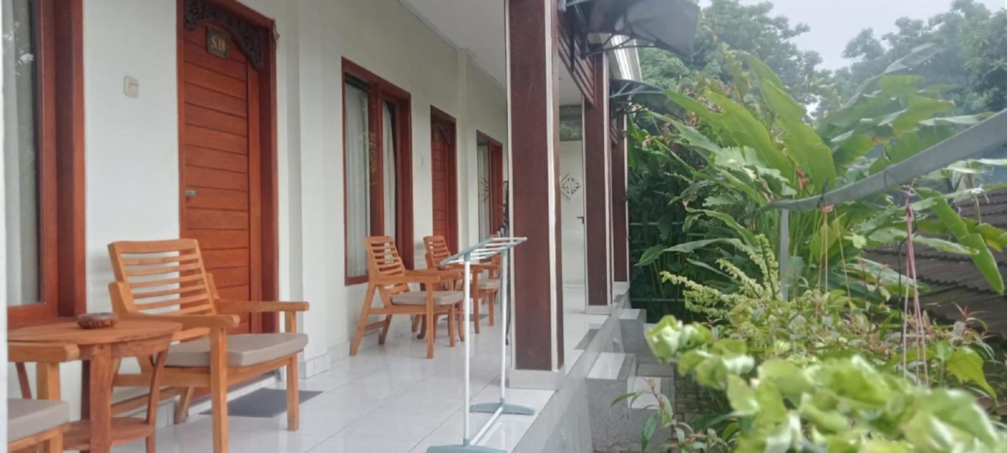 Komodo Lodge Лабуан Баджо Екстериор снимка