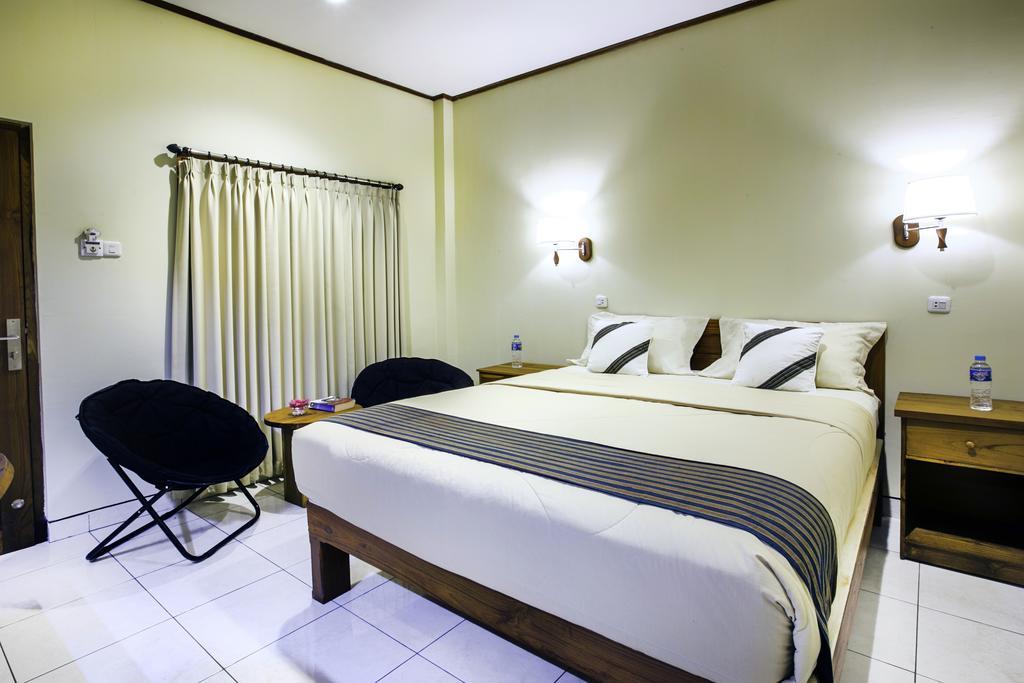 Komodo Lodge Лабуан Баджо Екстериор снимка