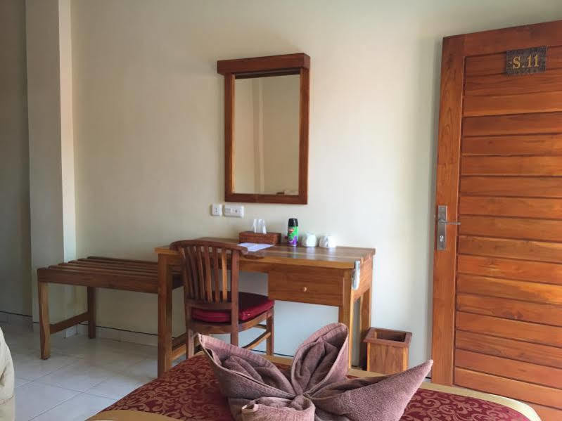 Komodo Lodge Лабуан Баджо Екстериор снимка
