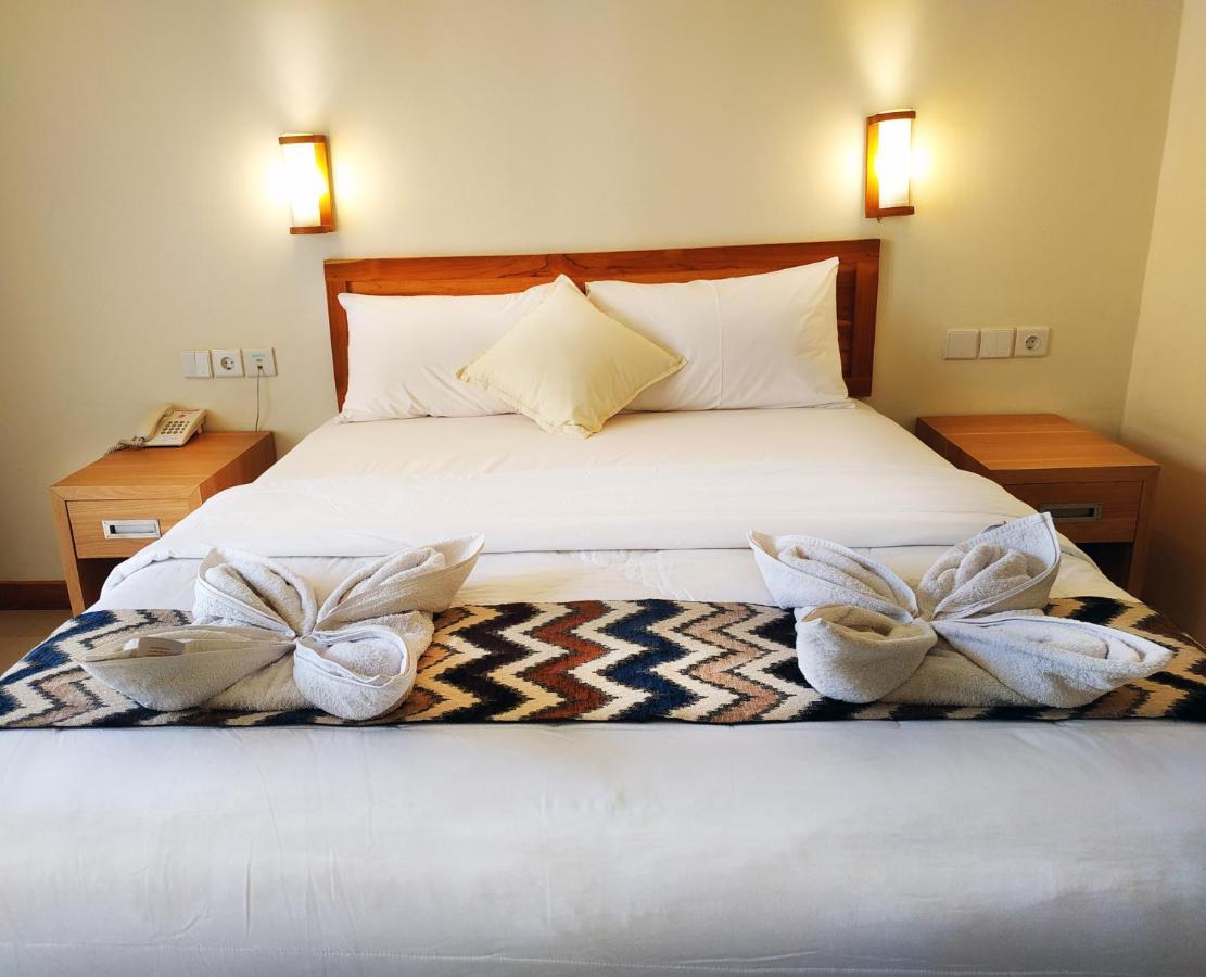 Komodo Lodge Лабуан Баджо Екстериор снимка